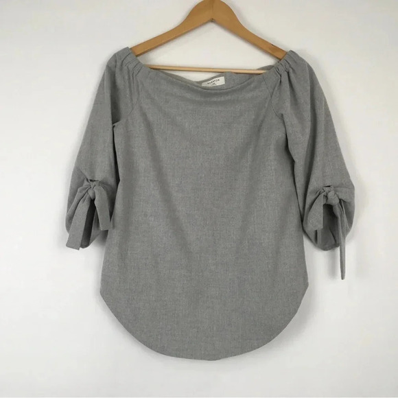Babaton‎ Aritzia Malik Off The Shoulder Blouse Size XXS - Picture 1 of 5
